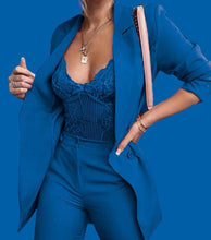 Carica l'immagine nel visualizzatore di Gallery, Tailleur modello sigaretta made in Italy