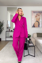 Carica l'immagine nel visualizzatore di Gallery, Tailleur foderato Made in Italy vestibilitá regolare