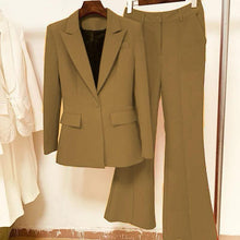 Carica l&#39;immagine nel visualizzatore di Gallery, Tailleur zampa
