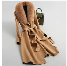 Carica l&#39;immagine nel visualizzatore di Gallery, Cappotto Collo Ecopelliccia Foderato
