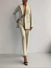 Carica l&#39;immagine nel visualizzatore di Gallery, Tailleur doppio petto
