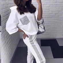 Carica l&#39;immagine nel visualizzatore di Gallery, Tuta taschino paillettes
