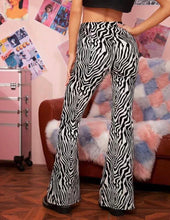 Carica l&#39;immagine nel visualizzatore di Gallery, Pantalone zebra zampa
