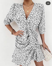 Carica l&#39;immagine nel visualizzatore di Gallery, Abito fantasy
