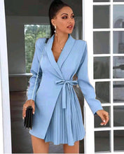 Carica l&#39;immagine nel visualizzatore di Gallery, Abito giacca plissè
