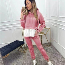 Carica l&#39;immagine nel visualizzatore di Gallery, Tuta
