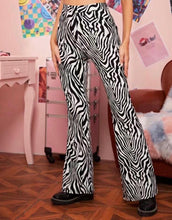Carica l&#39;immagine nel visualizzatore di Gallery, Pantalone zebra zampa
